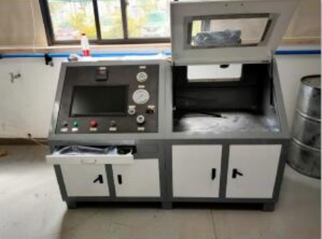 水壓爆破試驗(yàn)機(jī)的特點(diǎn)及安全事項(xiàng)有哪些